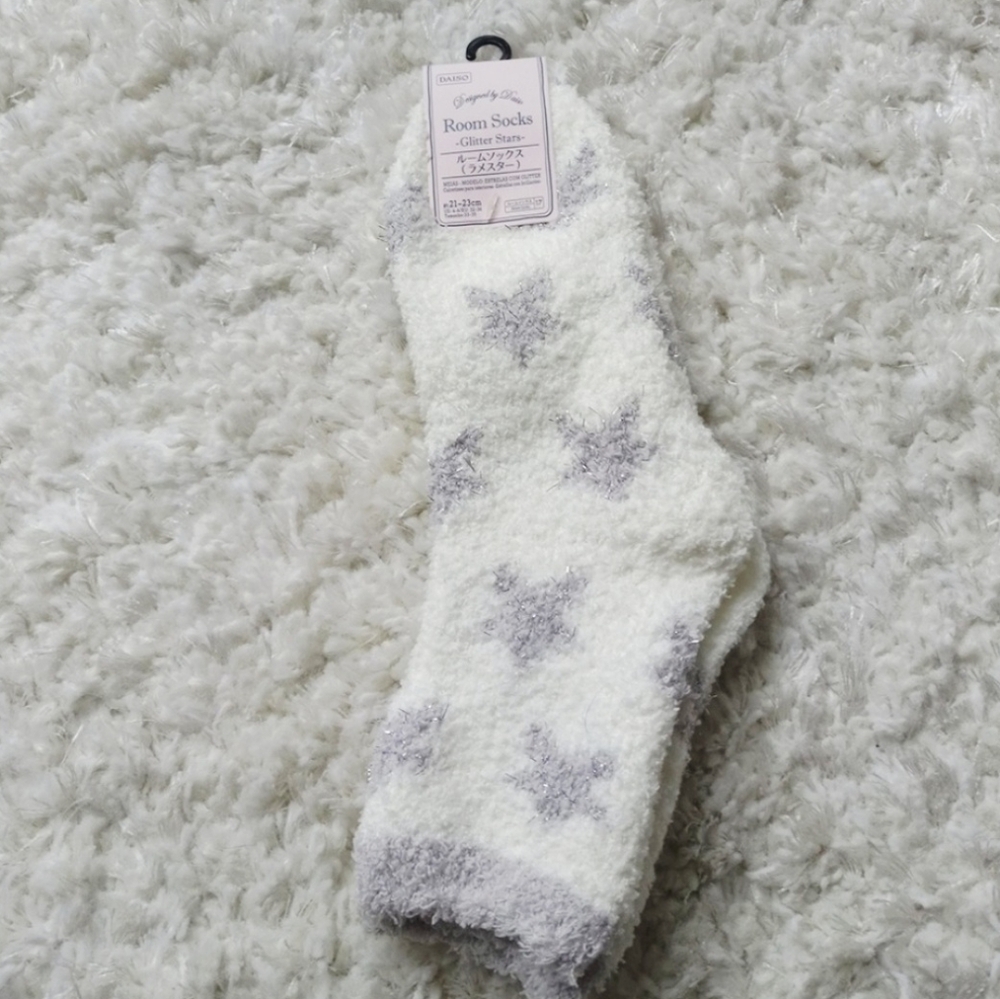 Daiso Glitter Star Room Socks - White and Silver